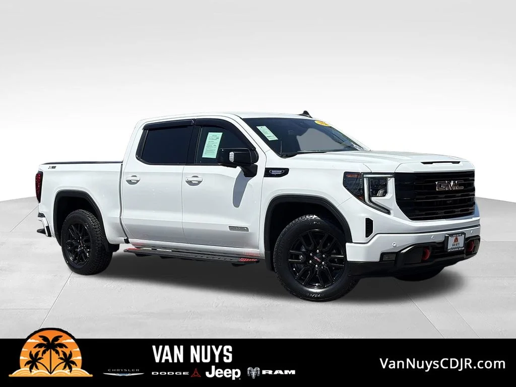 Used 2024 White GMC Elevation image 1