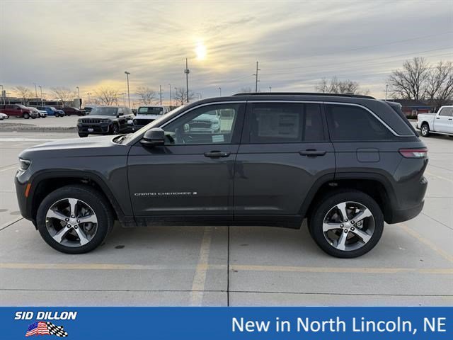 New 2026 Baltic Gray Metallic Clearcoat Jeep Limited image 2