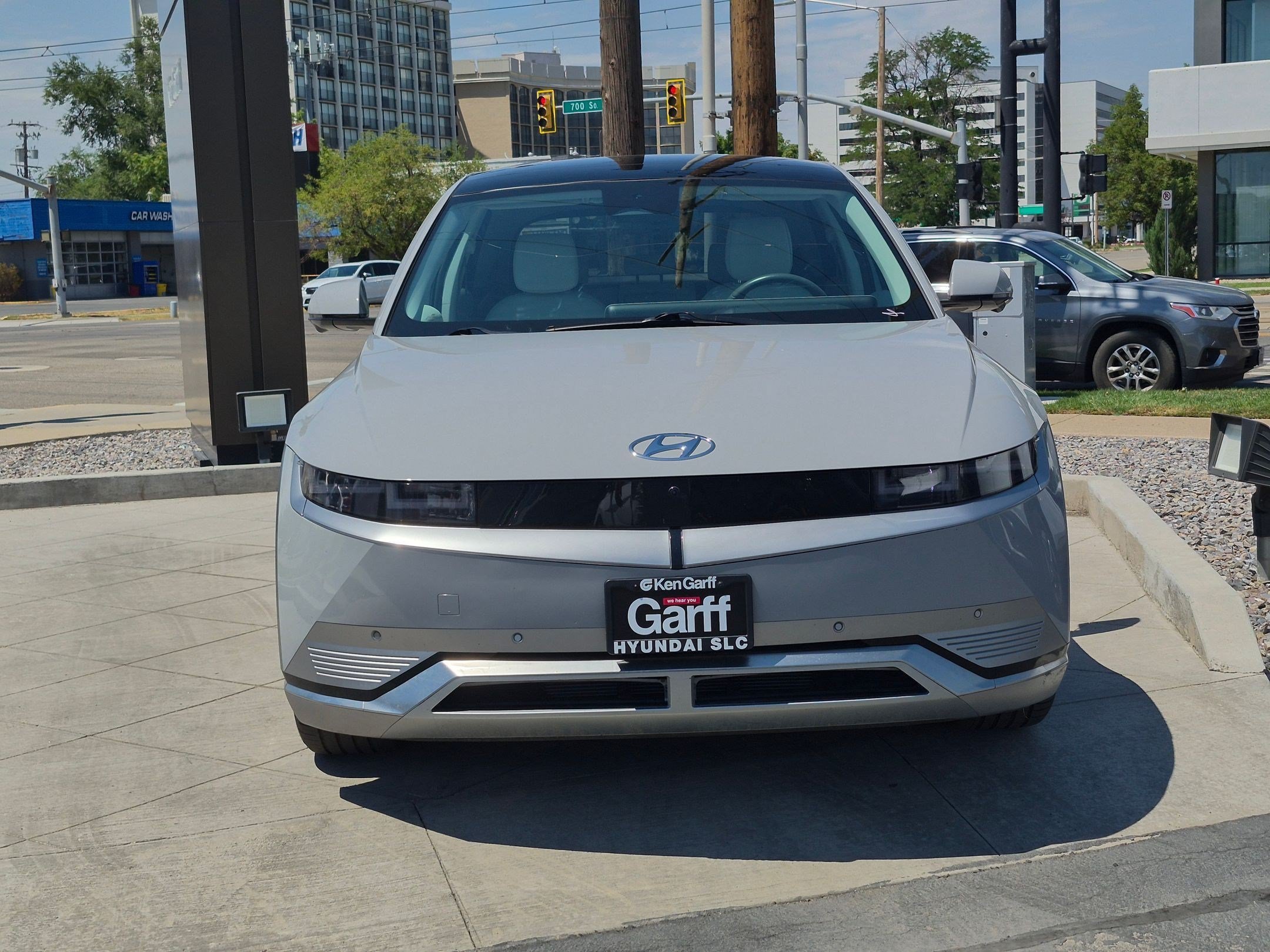 2024 Hyundai IONIQ 5 Limited - Photo 10