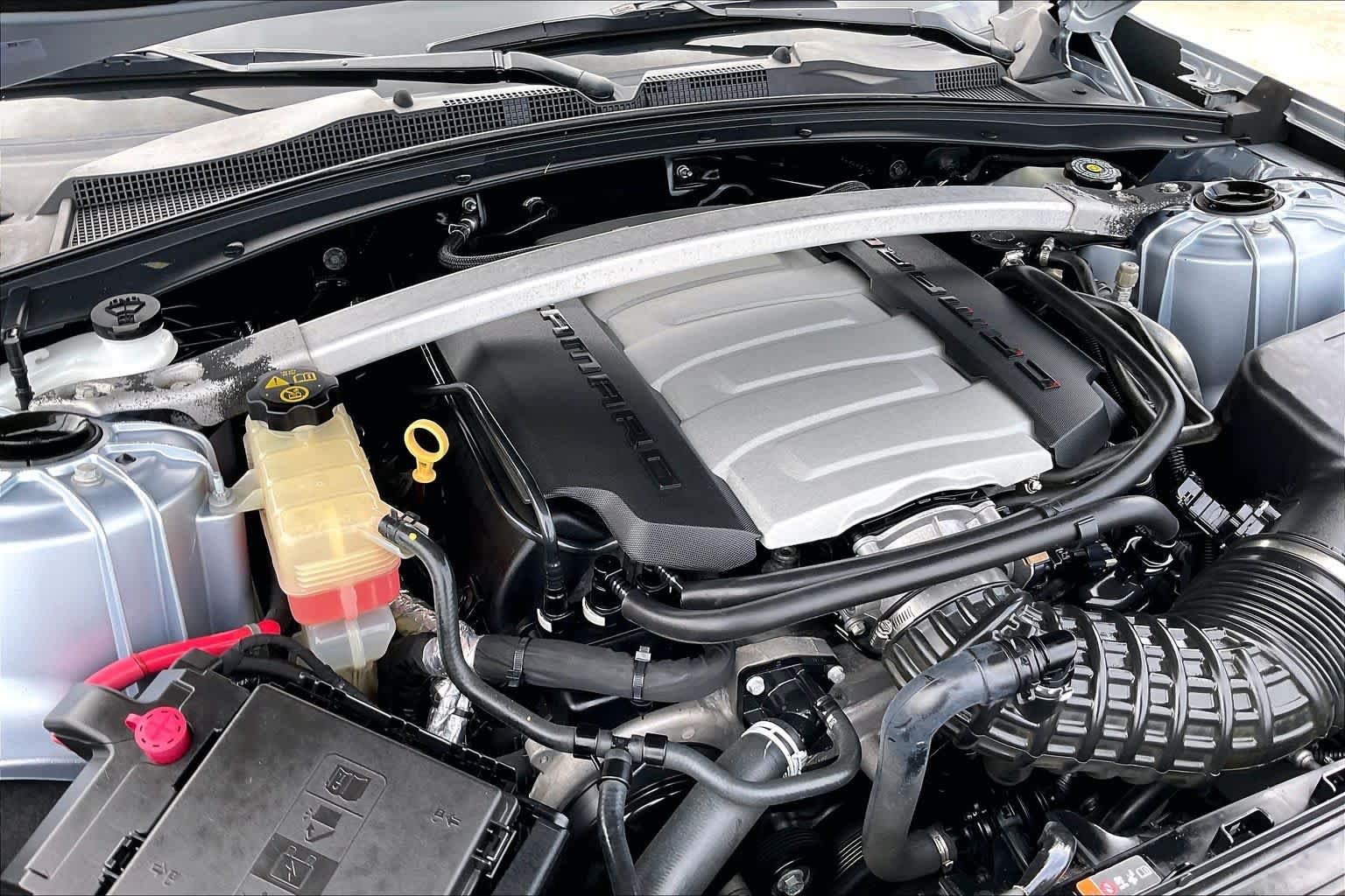 Used 2018 Arctic Blue Metallic Chevrolet 2SS image 29