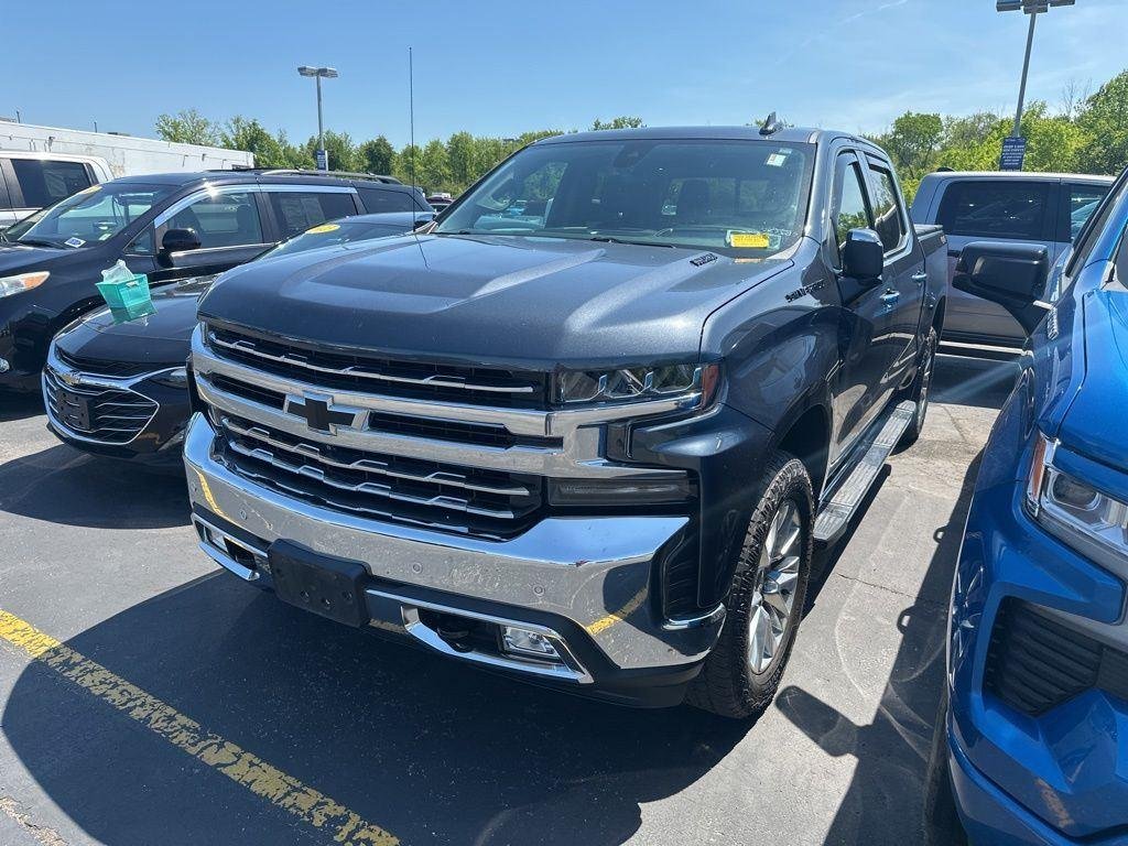 Used 2021 Shadow Gray Metallic Chevrolet LTZ image 4