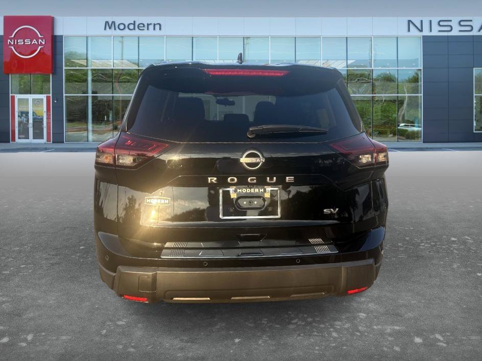 Used 2024 Super Black Nissan SV image 6