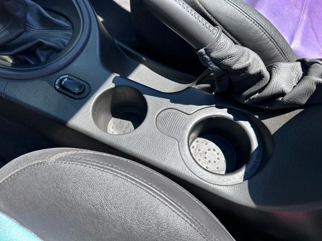Used 2004  Ford Cobra image 16
