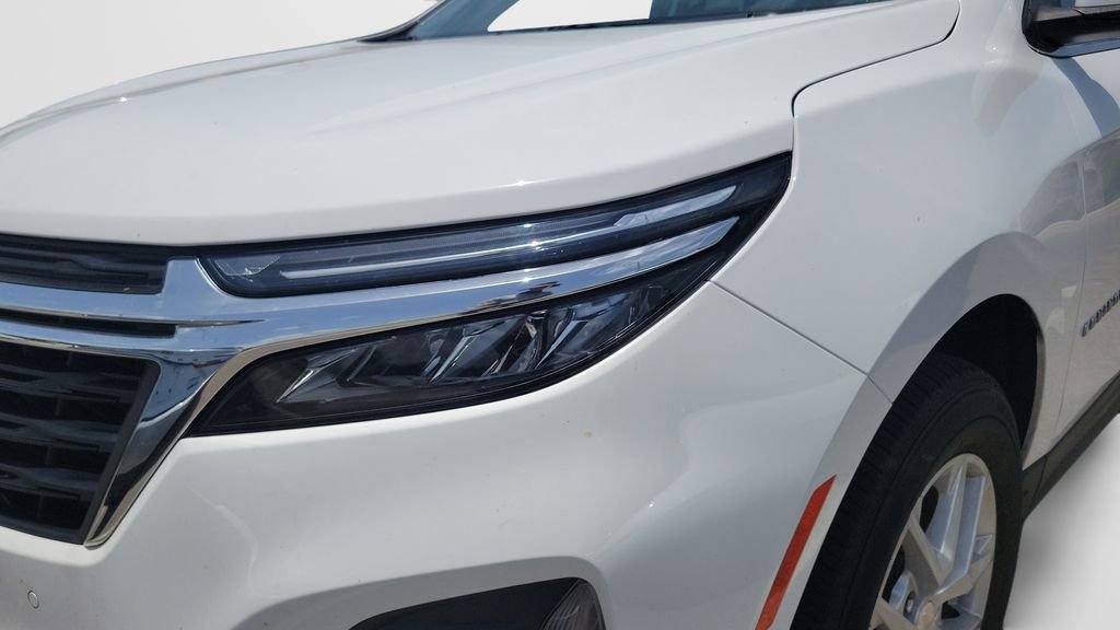Used 2023 White Chevrolet LT image 5