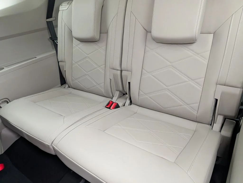 New 2026 White/off-white Volkswagen 2.0T SE w/Technology image 14