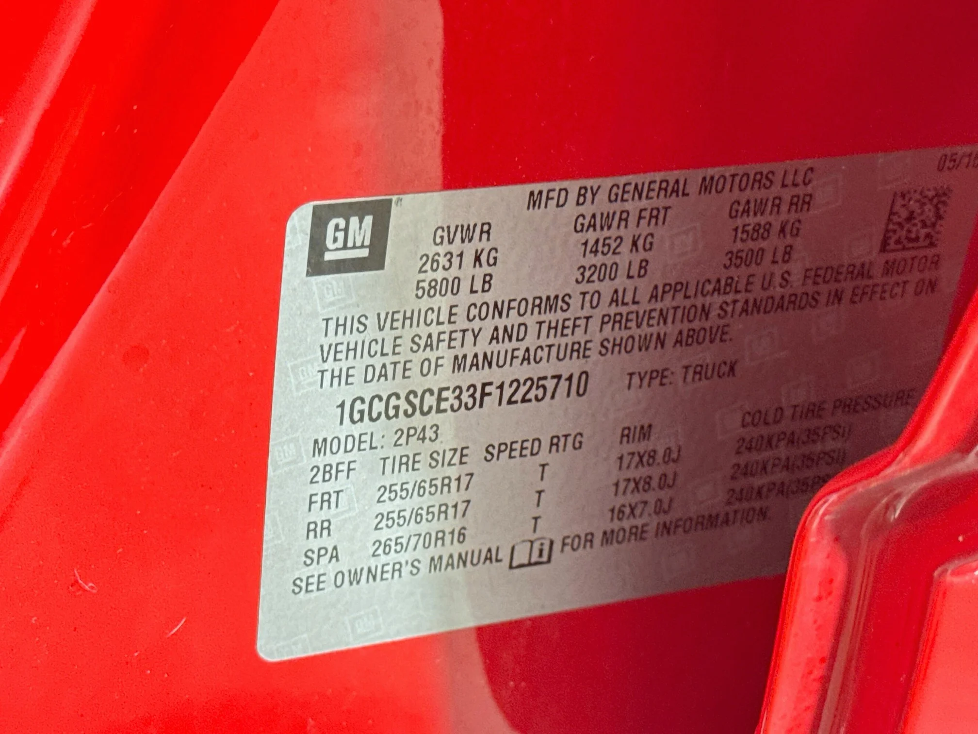 Used 2015 Red Hot Chevrolet 2WD Z71 image 31