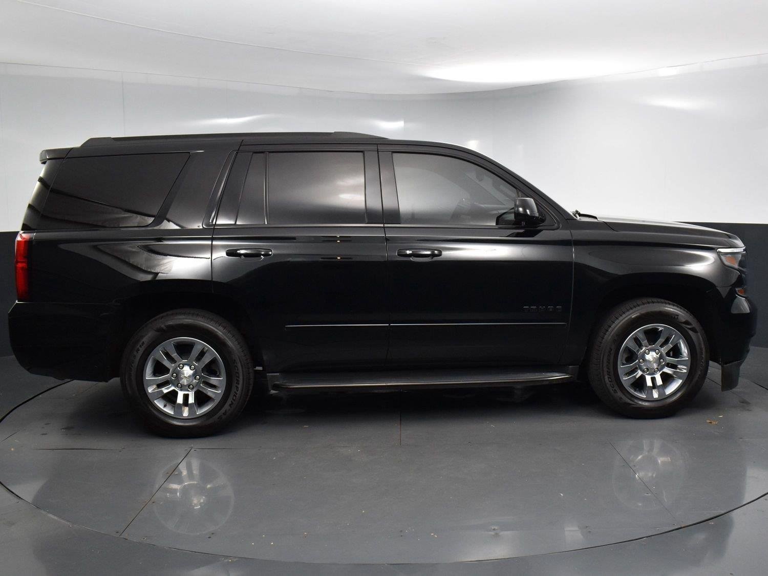 Used 2018 Black Chevrolet Premier image 8