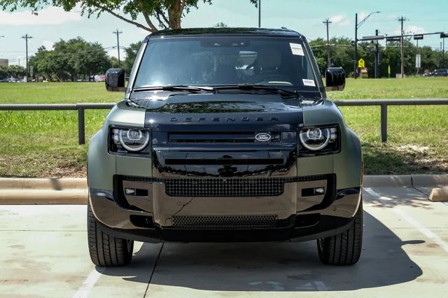 New 2026 Green Land Rover X image 5