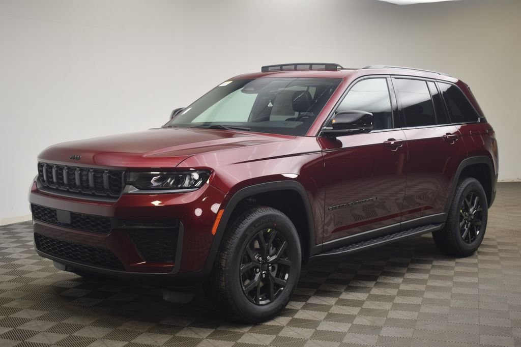 New 2026 Velvet Red Pearl-Coat Exterior Paint Jeep Altitude image 14