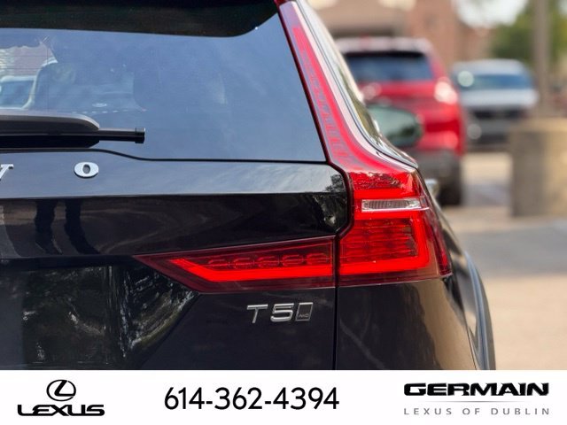 Used 2020 Black Volvo T5 image 11