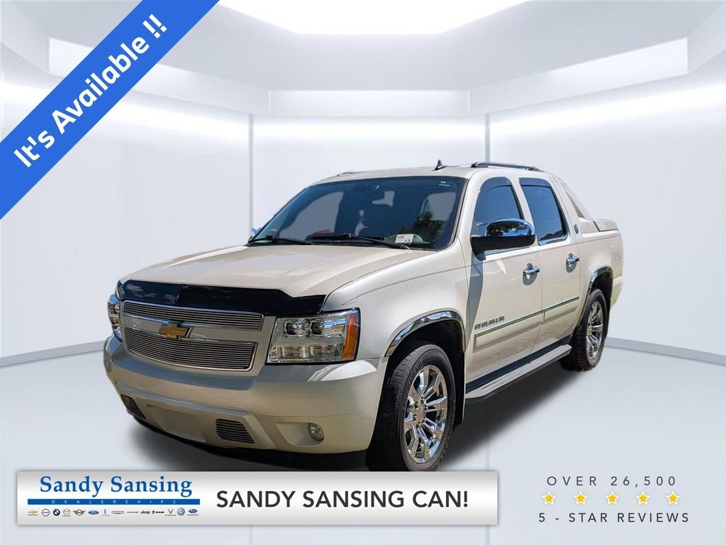 Used 2013 White Diamond Clearcoat Chevrolet LTZ image 1