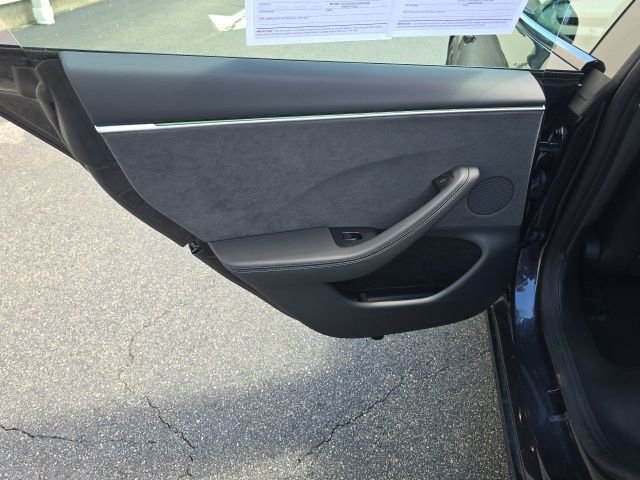 Used 2024 Black Tesla Long Range image 18