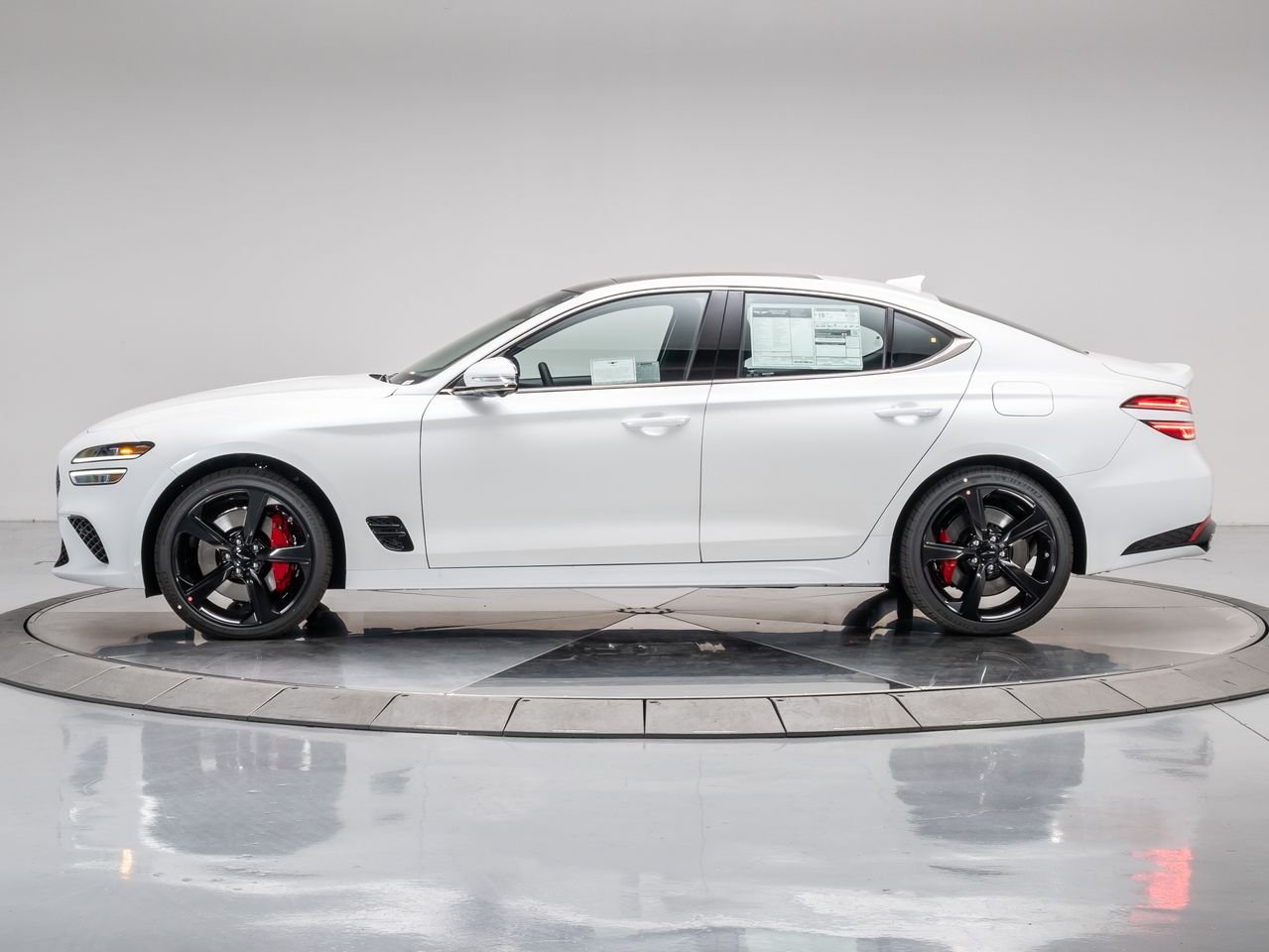 2026 GENESIS G70 Sport Prestige - Photo 2