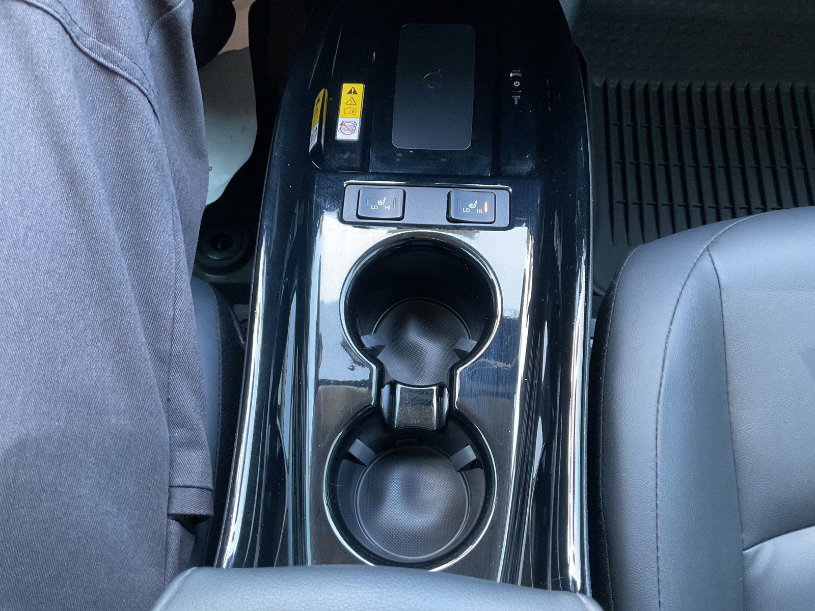 Used 2022 White Toyota Nightshade image 28