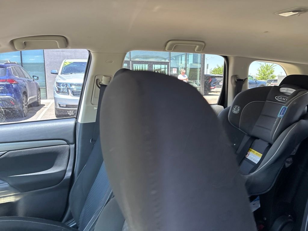 Used 2017 Brown Mitsubishi SE image 34