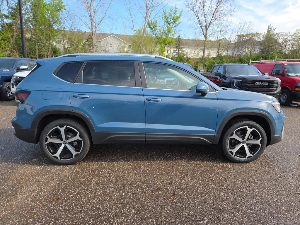 New 2026 Monterey Blue Pearl Volkswagen 1.5T SEL image 3