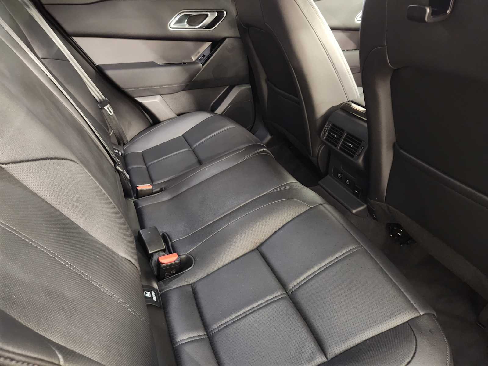 Used 2026 Fuji White Land Rover S image 29