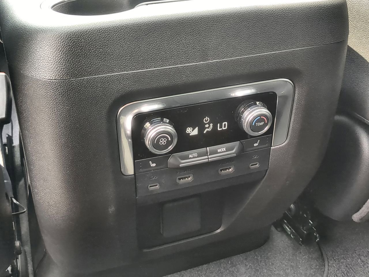 New 2026 Onyx Black GMC AT4 image 22