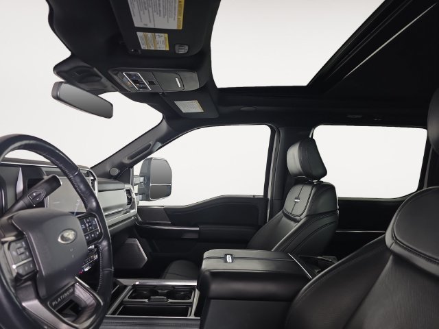 Used 2025 White Ford Platinum image 10