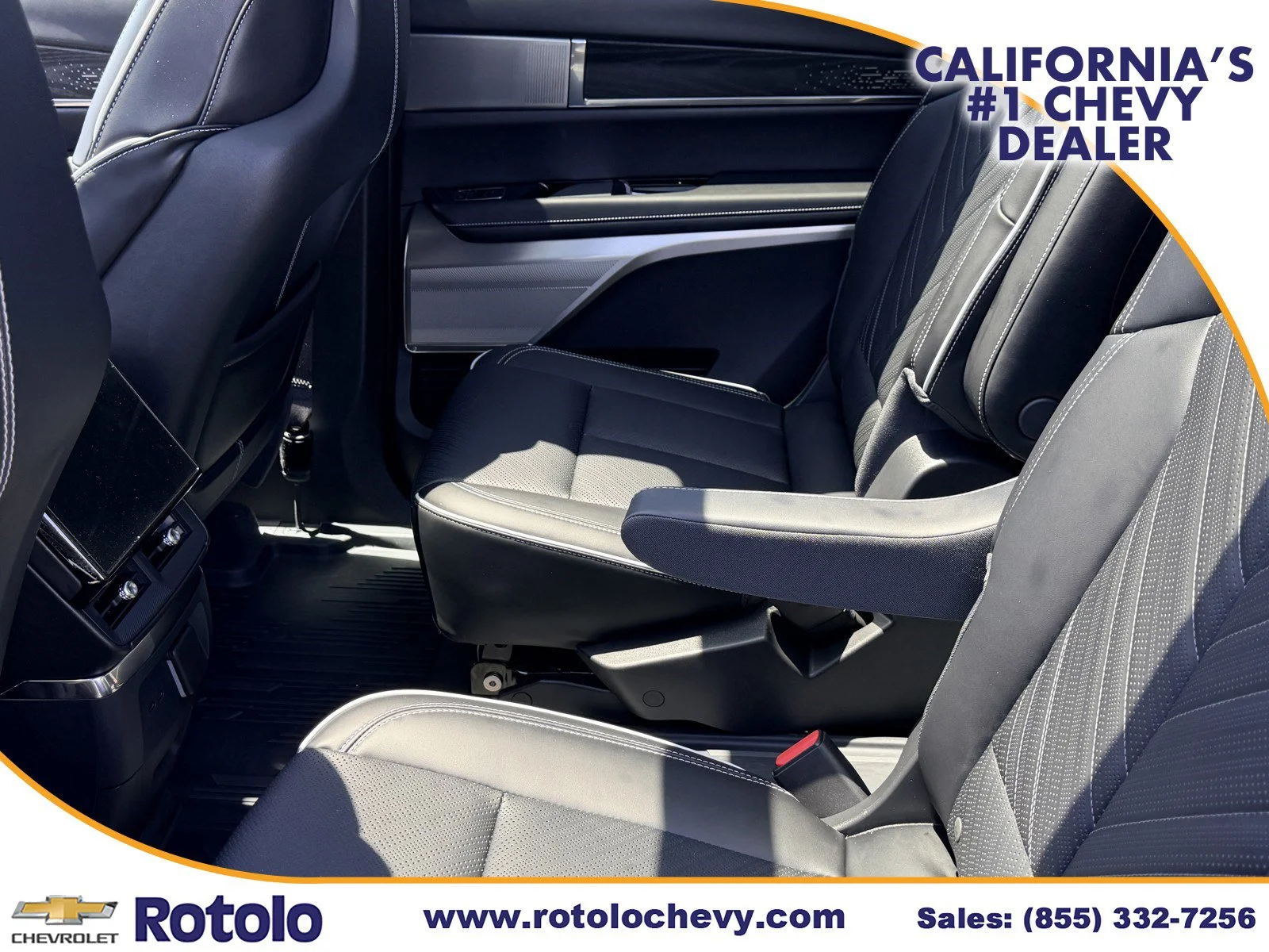 Used 2026 Stellar Black Metallic Cadillac Platinum image 12