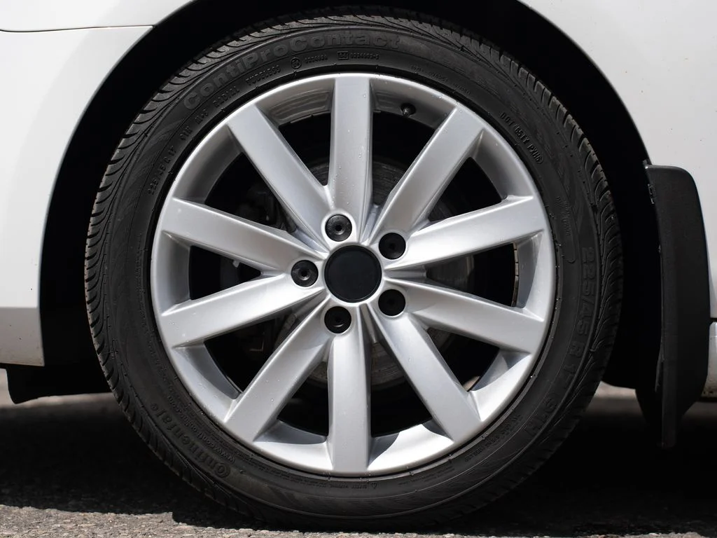 Used 2011 White Volkswagen TDI image 12