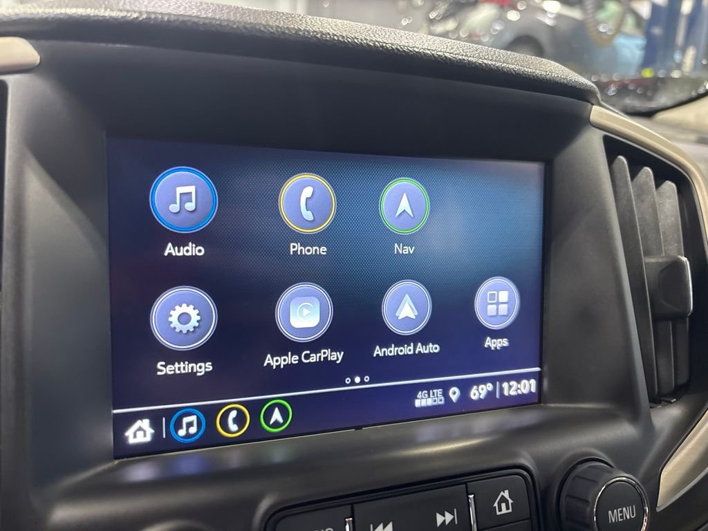 Used 2018 Red GMC Denali image 23