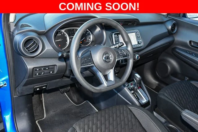 Used 2021 Blue Nissan S image 15