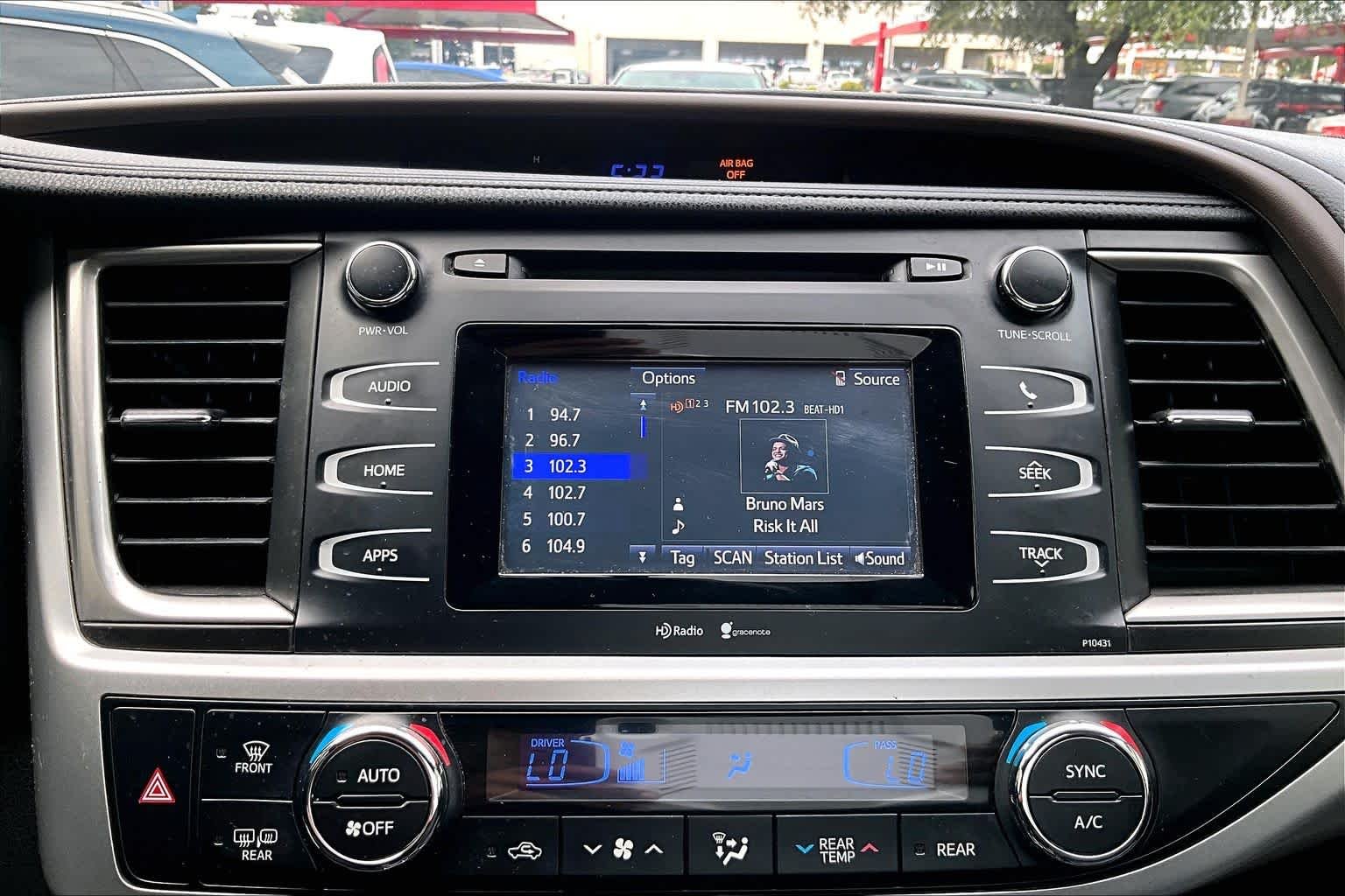 Used 2015 Attitude Black Metallic Toyota LE Plus image 30