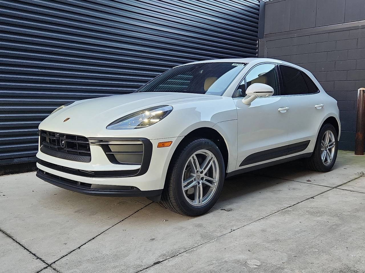 2026 Porsche Macan Base