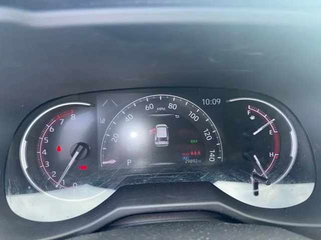 2023 Toyota RAV4 XLE AWD's photo