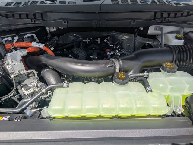 New 2026 Avalanche Ford Platinum® image 25