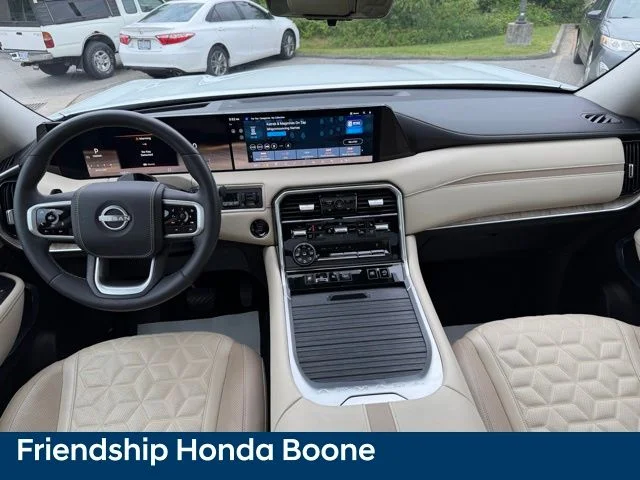 Used 2025 White Nissan Platinum Reserve image 55