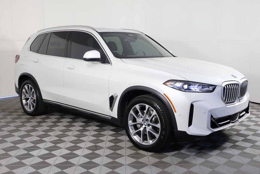 Certified Used 2024 White Metallic BMW xDrive40i image 3