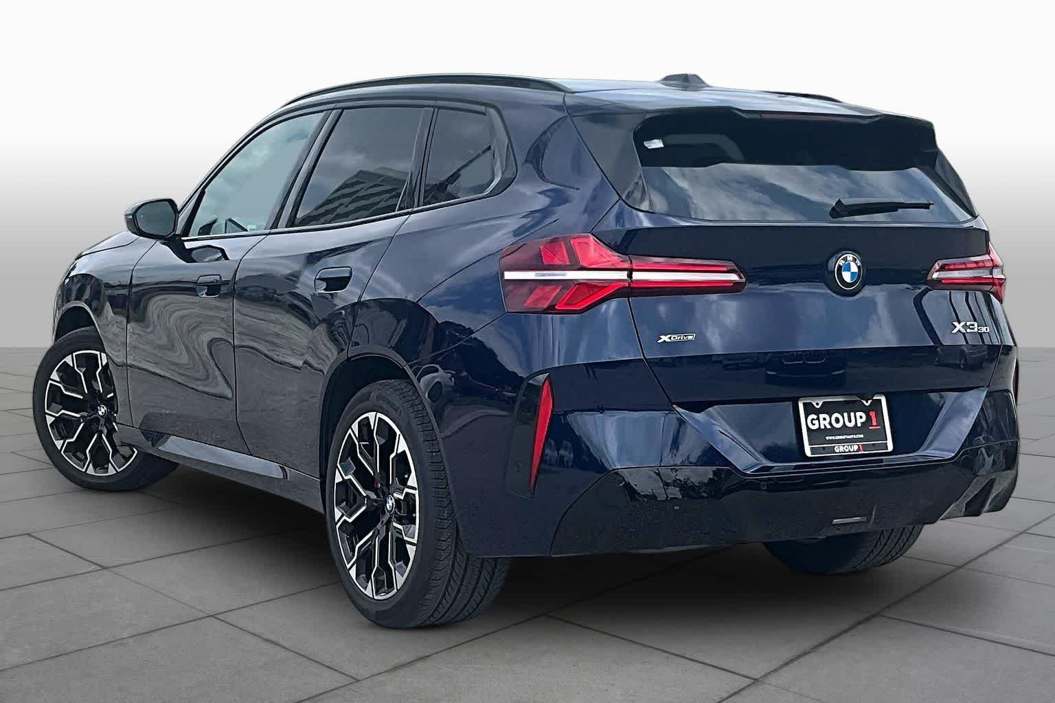 Used 2026 Tanzanite Blue II Metallic BMW 30 xDrive image 11