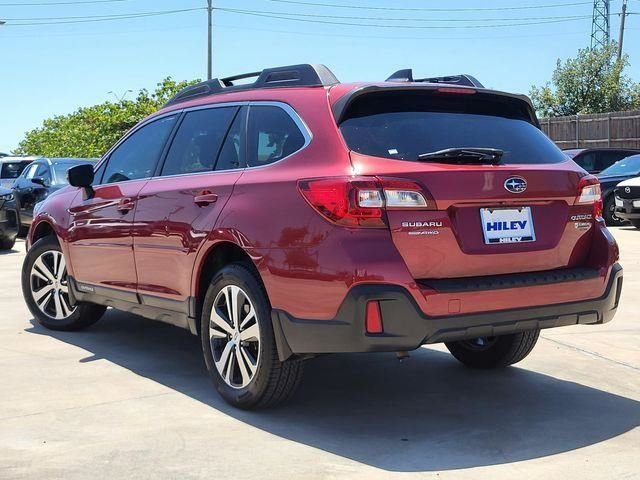 Used 2018 Red Subaru 2.5i image 3