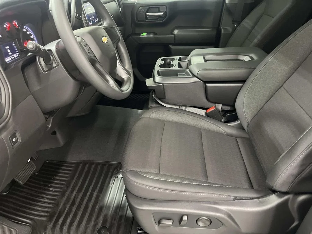 2026 Chevrolet Silverado 1500 Custom - Photo 12