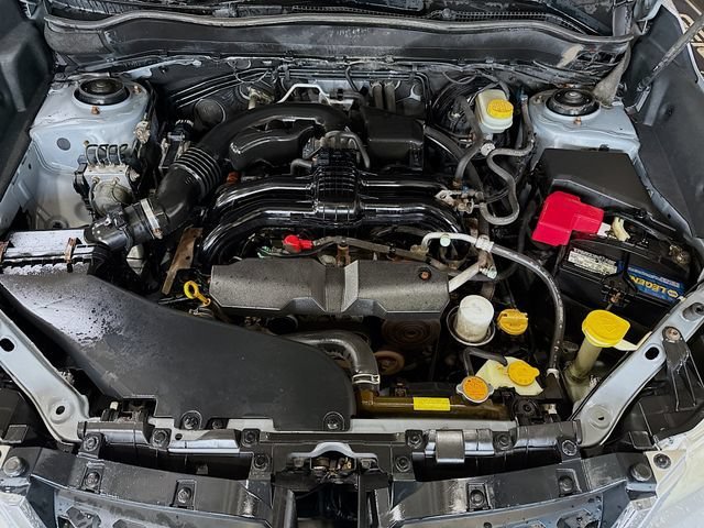 Used 2014  Subaru 2.5i Premium image 30