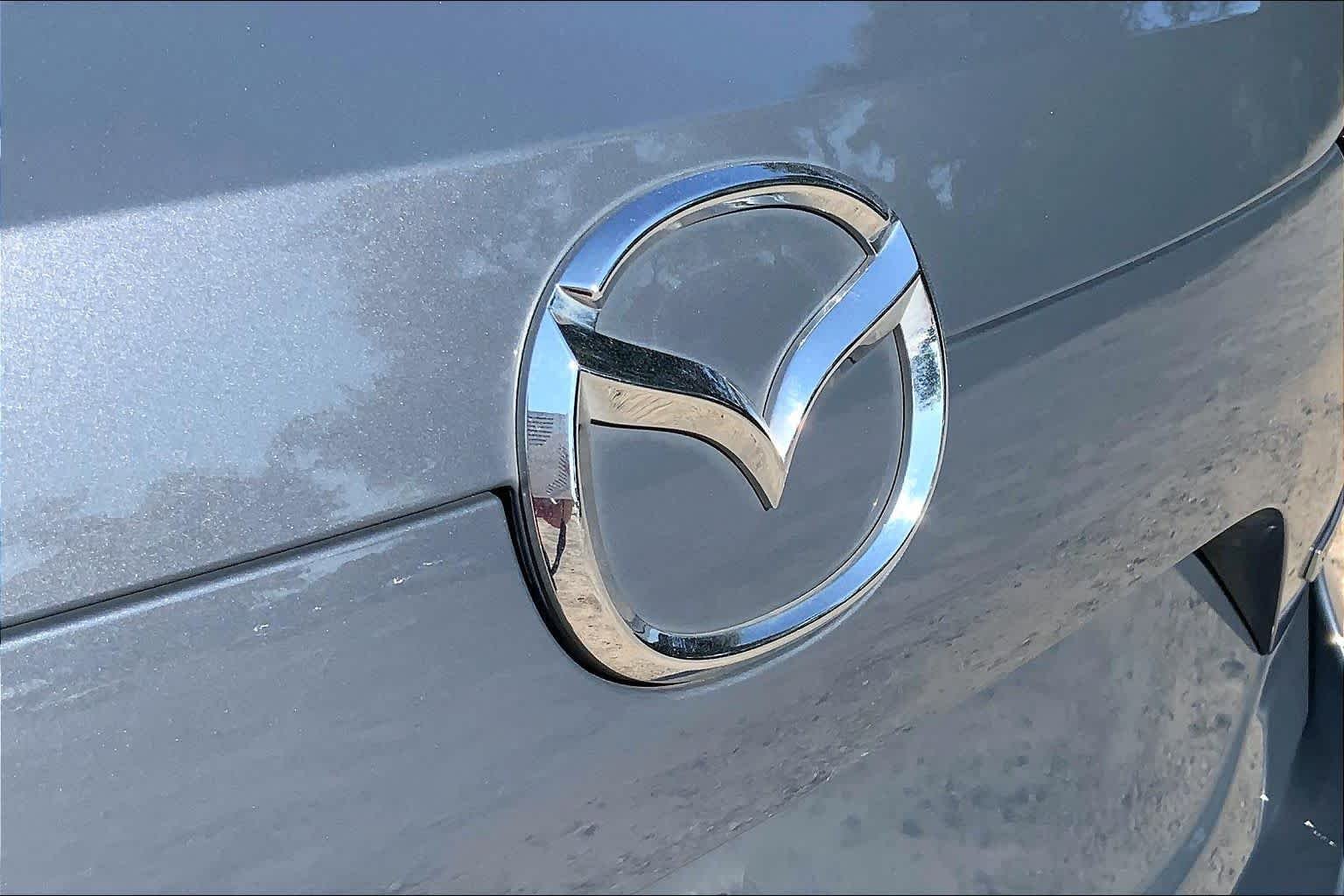 Used 2025 Polymetal Gray Metallic Mazda 2.5 S Carbon Edition image 33
