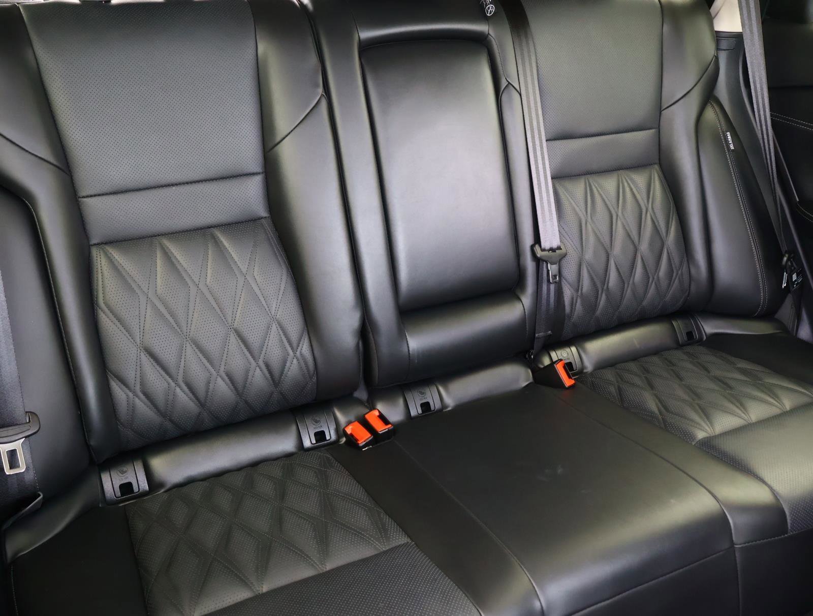 Used 2025 Everest White Pearl/Super Black Nissan Platinum image 19