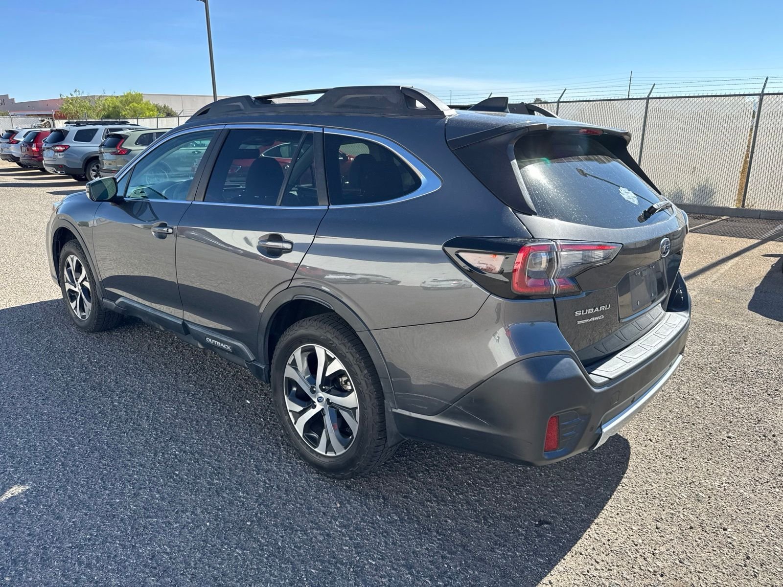 2021 Subaru Outback Limited - Photo 7