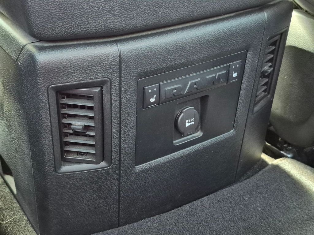 Used 2016 Pearl White Ram Laramie image 18