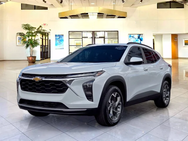 2025 Chevrolet Trax LT