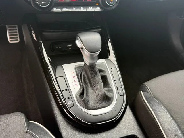 Used 2022 Gray Kia GT-Line image 22