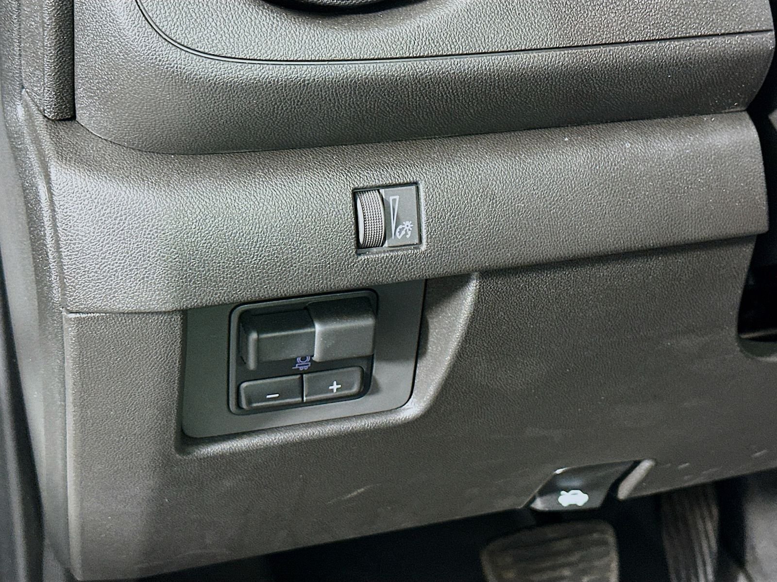 Used 2026 Summit White Chevrolet Trail Boss image 11
