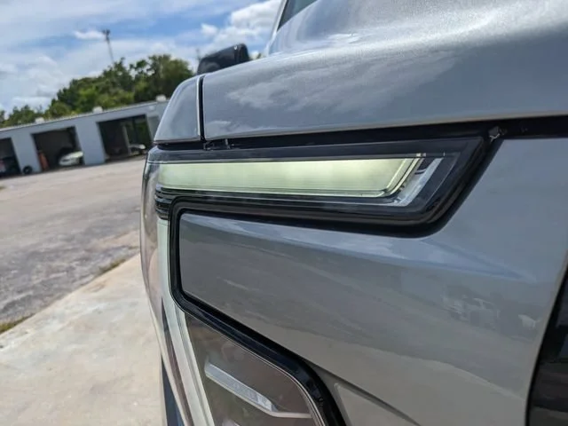 2026 GMC Yukon AT4 - Photo 10