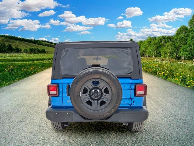 Used 2023 Blue Jeep Sport image 5