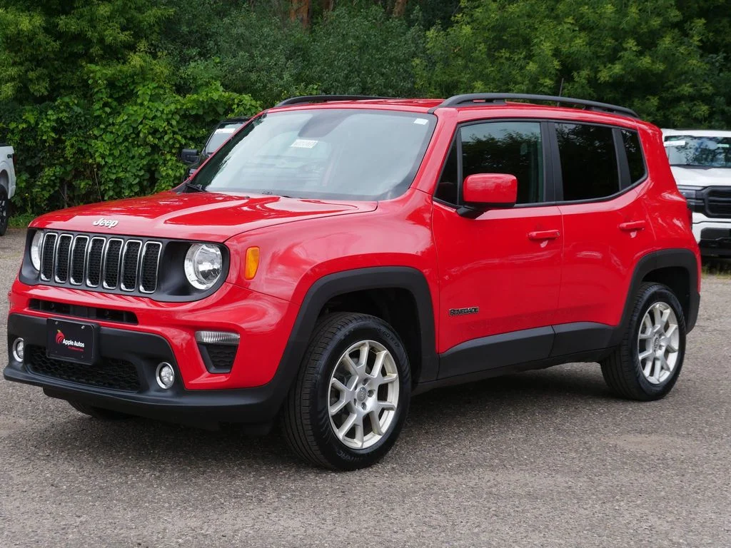 Certified Used 2020 Red Jeep Latitude image 7