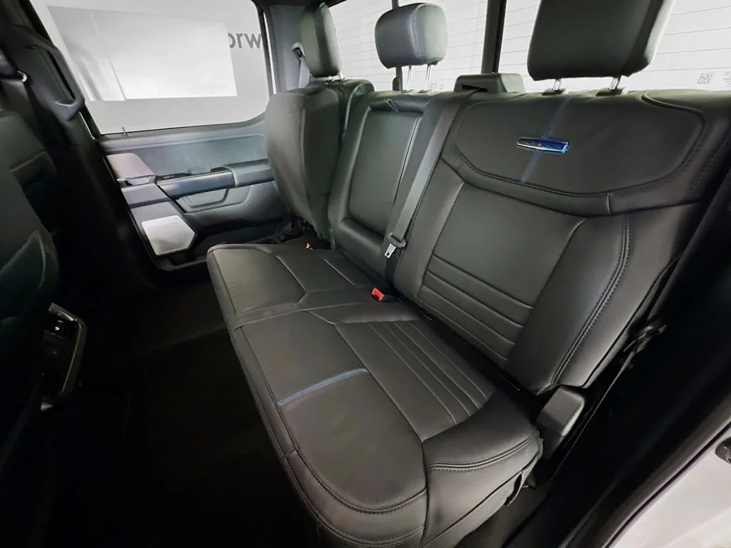 New 2026 Star White Metallic Tri-Coat Ford Platinum image 29