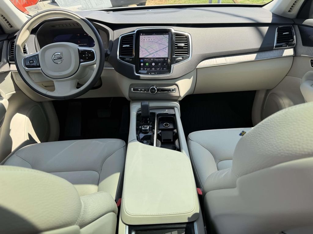 Used 2024 White Volvo T8 Plus Bright Theme 7 Passenger image 2