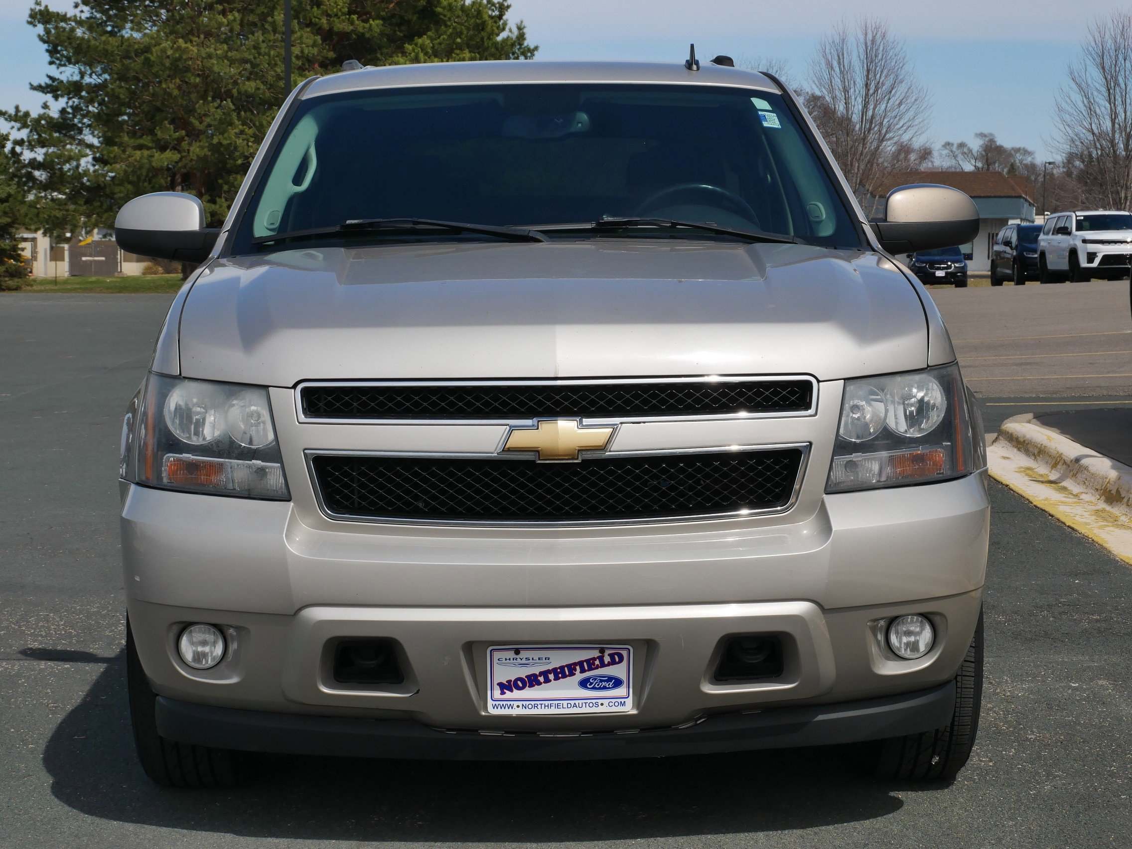 View vehicle photo 3